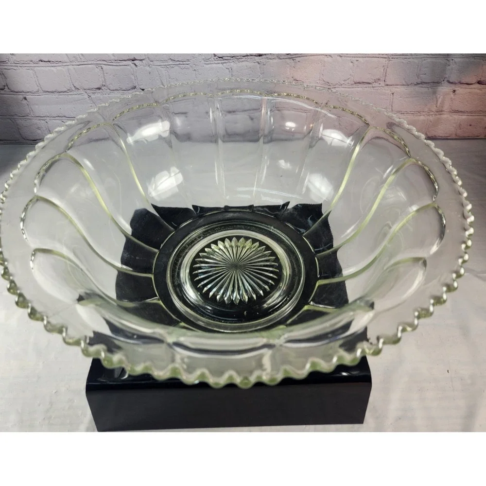 Vintage Large Glass Punch Bowl / Serving Bowl – Scalloped Edge, Starburst Base